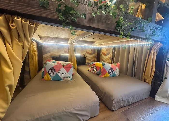 Hotel Orange House